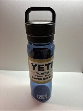 New Yeti Yonder 25 oz Water Bottle